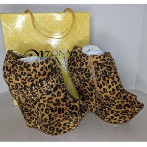 MONA MIA Alexa NEW Size 7 Leopard High Heel Platform Wedge Stud Band Ankle Boot